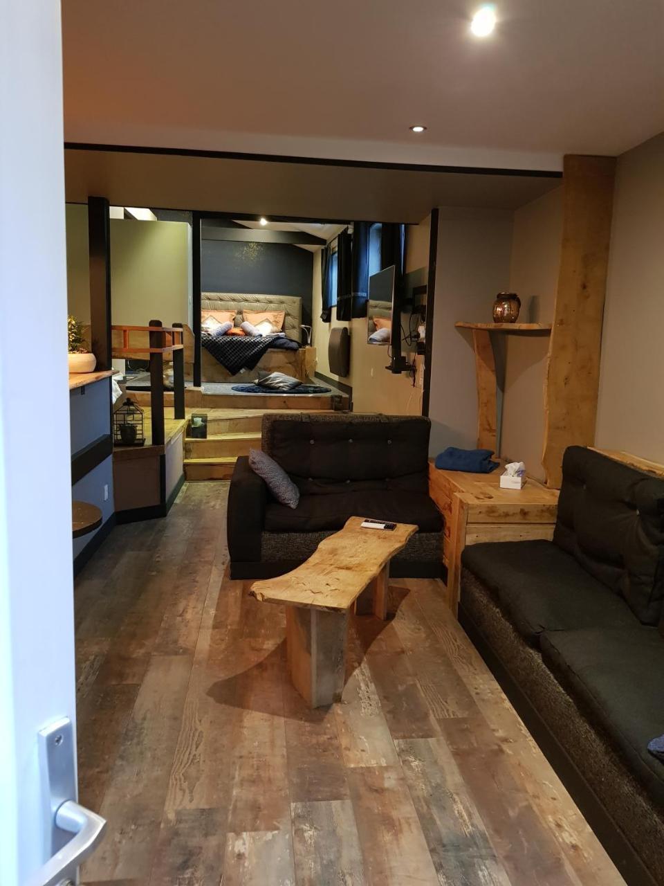 Au Detour De Gournay Aparthotel ภายนอก รูปภาพ